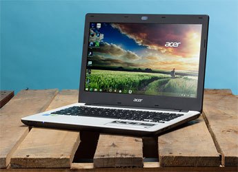 M&aacute;y t&iacute;nh x&aacute;ch tay Acer Aspire E5 471 m&agrave;u bạc mang thiết kế cứng c&aacute;p